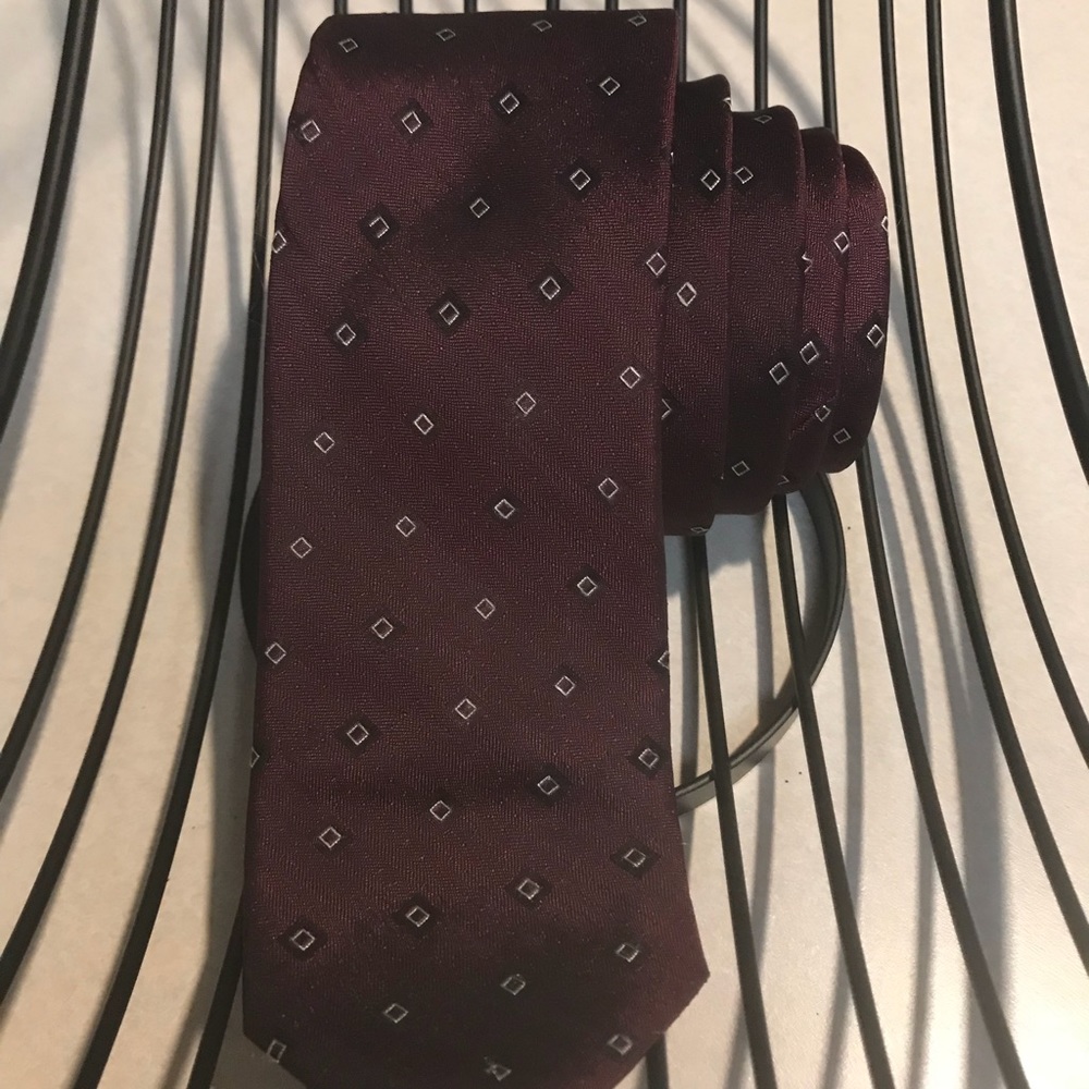 Calvin Klein red power tie